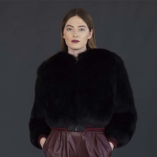 Chaqueta bomber de piel de zorro negra