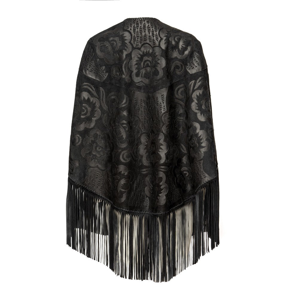 Chal con aplicaciones en piel